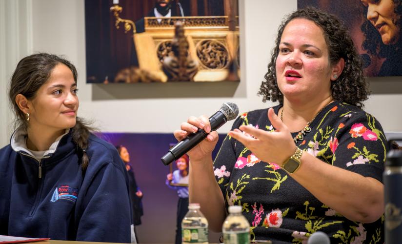 Diana Caba '01 during Q&A with members of the Latinx Society