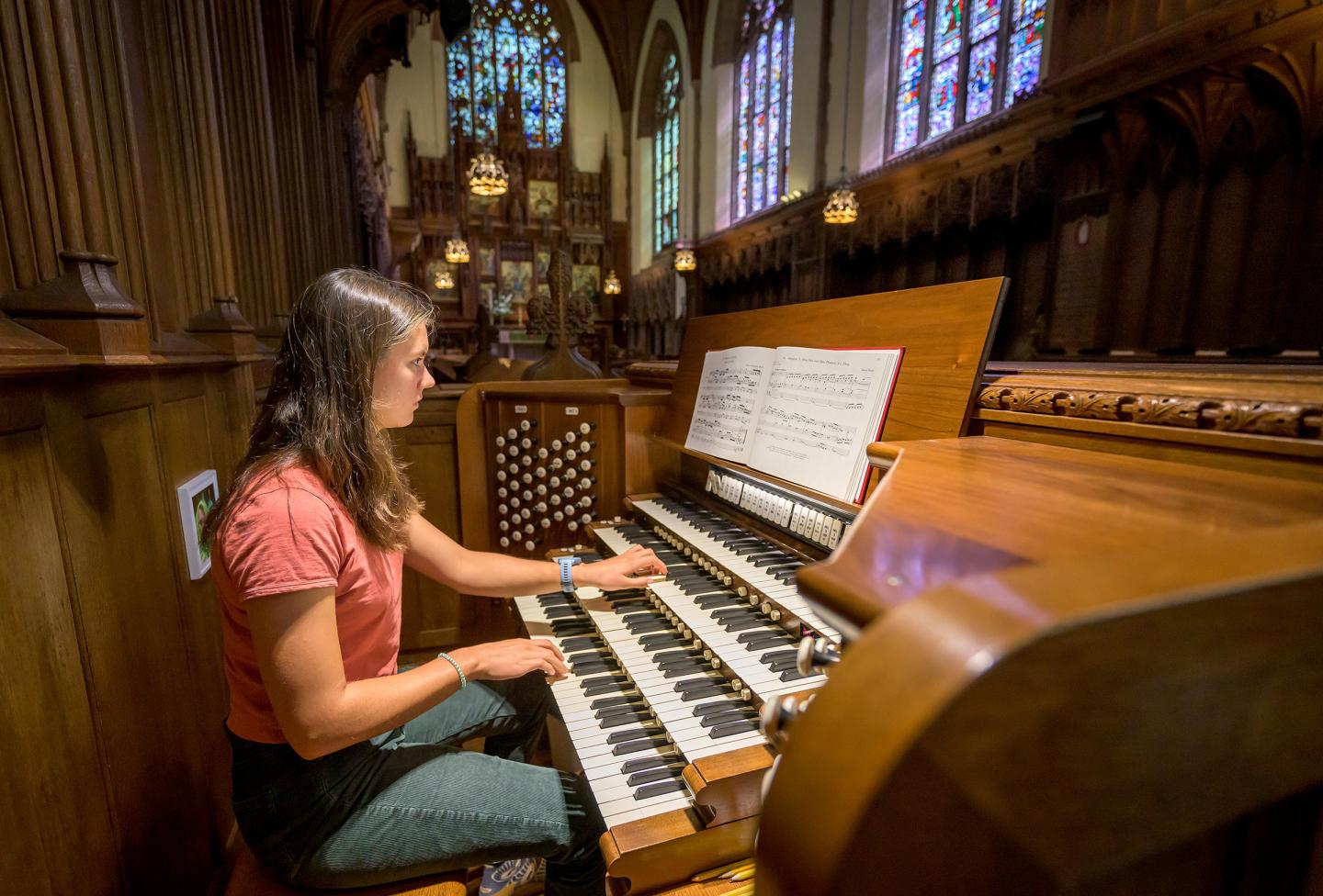 Anna Zoltowski organ lesson 1