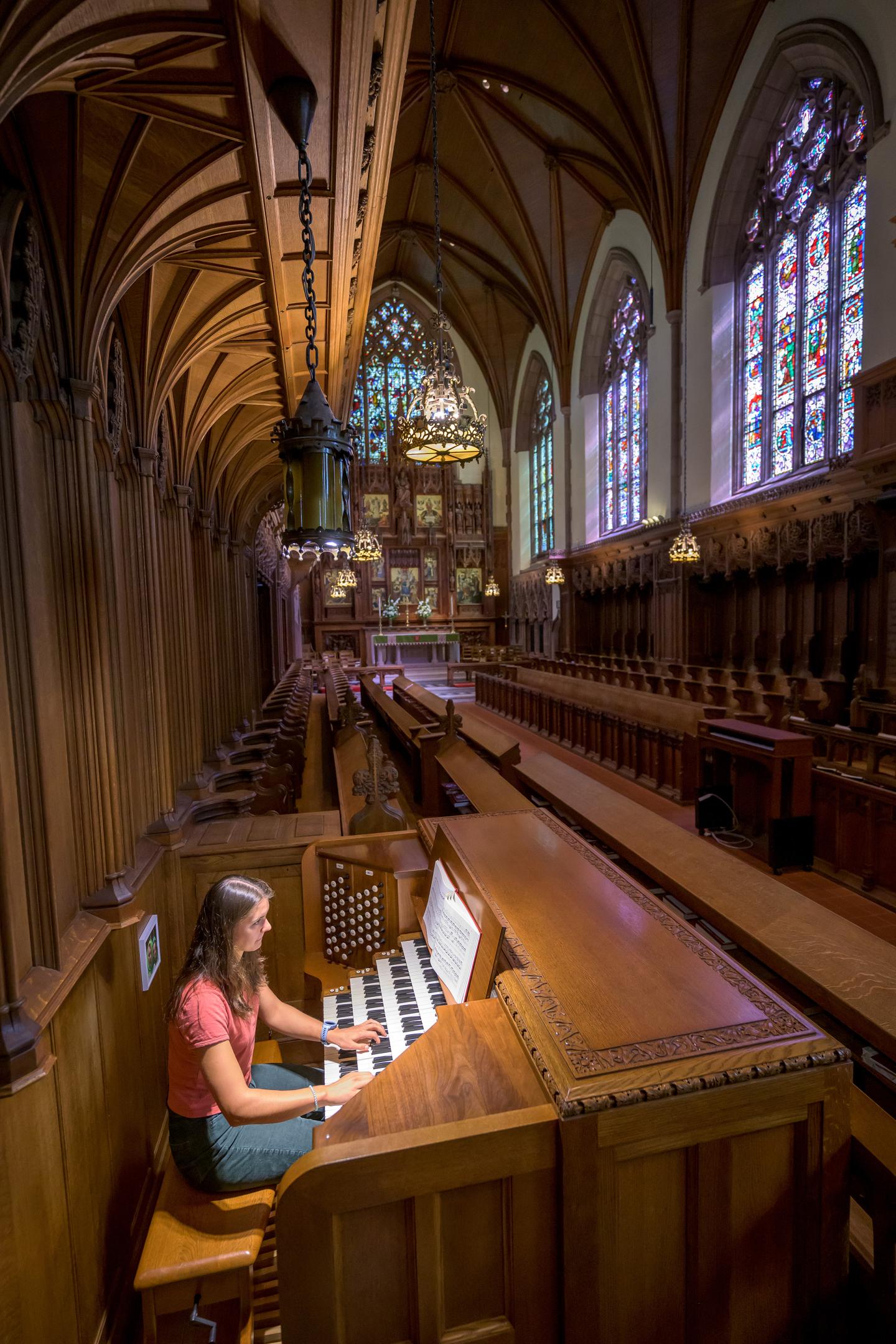 Anna Zoltowski organ lesson 3